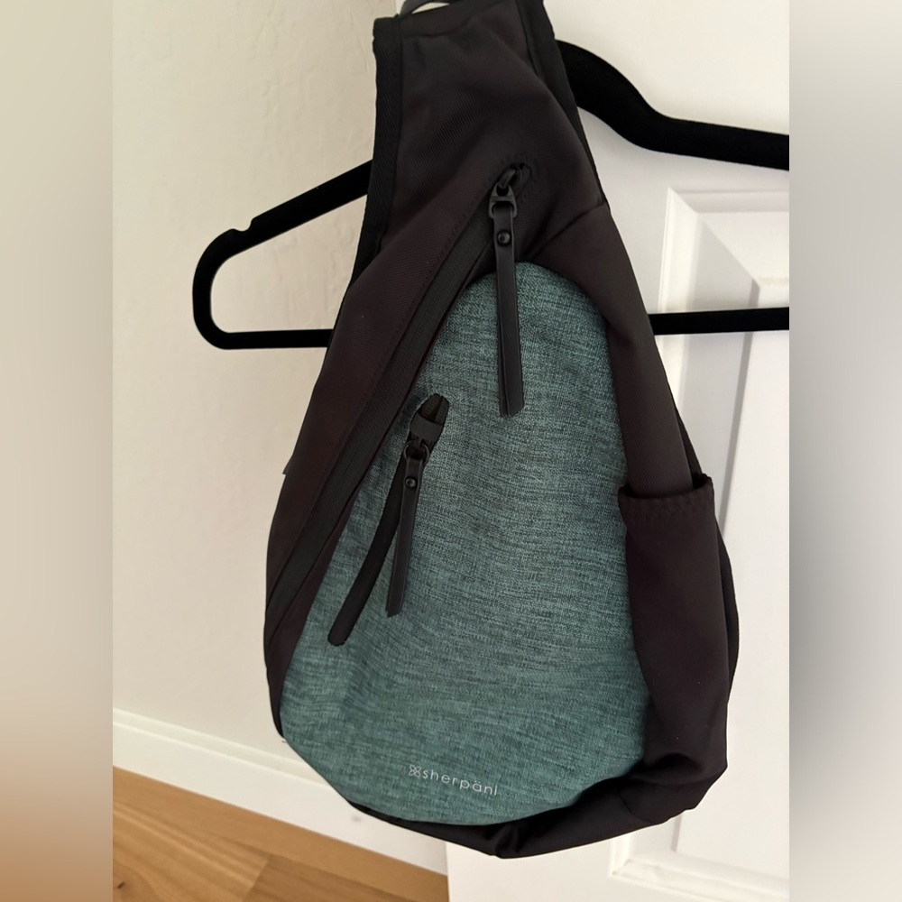 Sherpani Esprit AT Sage Green and Black Crossbody Sling Bag - Picture 9 of 9